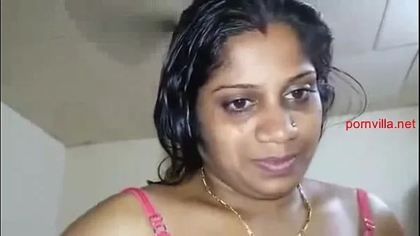 HD-Anumol Mallu Chechi's boobs and pussy (new topvideo's
