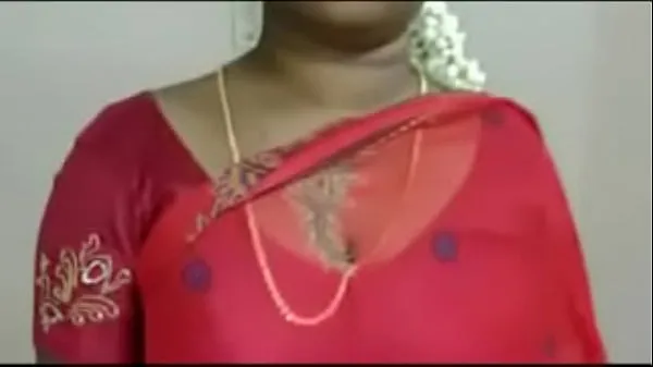 HDHot Mallu Servant Aunty Saree Drop to impress Young boysトップビデオ