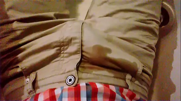 Video HD Italian guy pisses in his pants and cum hàng đầu