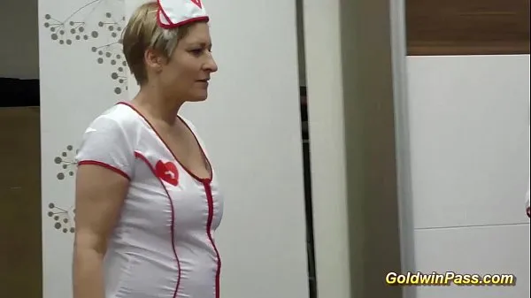 HD dirty nurses in lederhosen gangbang topp videoer