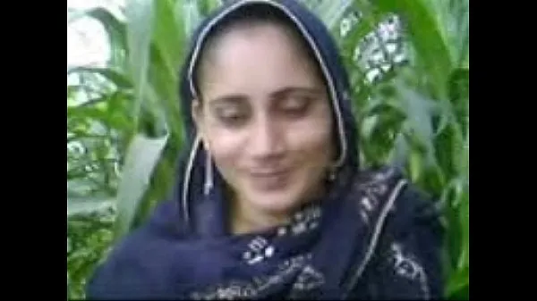 HD Alia Karachi 인기 동영상