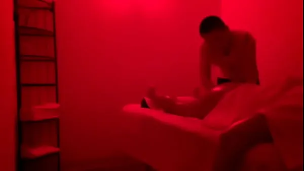 HD-Asian Man Massage topvideo's