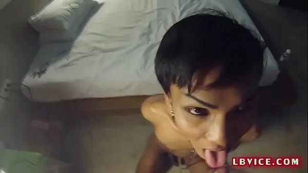 HD Thai Femboy Bo Sucking Dick And Fucked Bareback en iyi Videolar