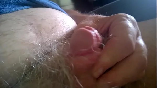 HD-Old mans small limp cock pees in toilet but cannot jackoff topvideo's