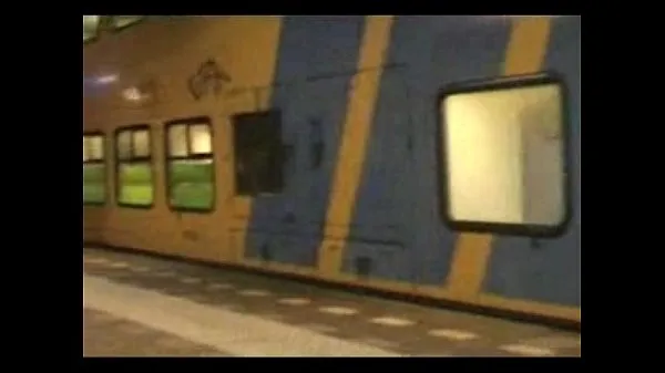HD homemade movie at a dutch trainstation أعلى مقاطع الفيديو