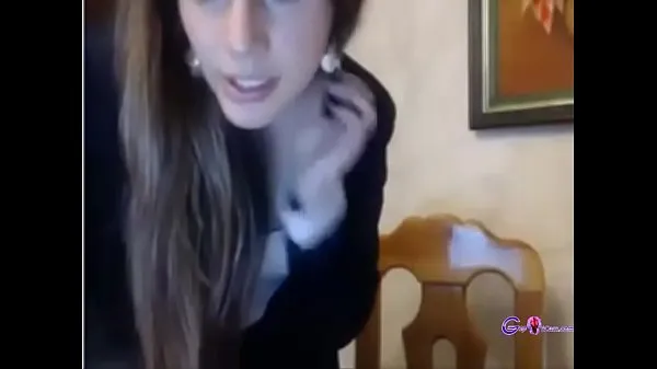 HD Hot Italian girl masturbating on cam Video teratas