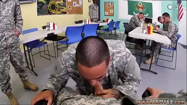 HD Masturbation navy male and gay military showering Yes Drill Sergeant najboljši videoposnetki