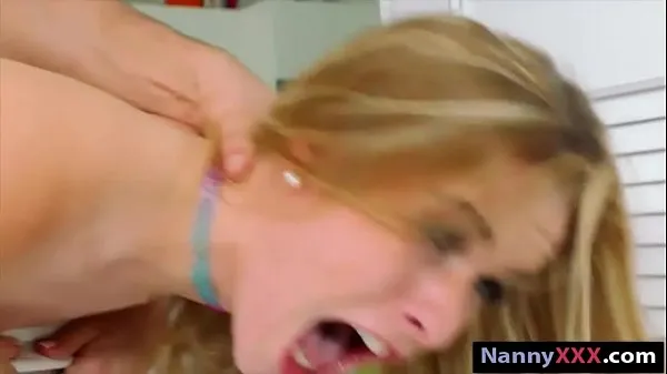 HD Small tits blonde teen babysitter Lilly railed by big cock najboljši videoposnetki