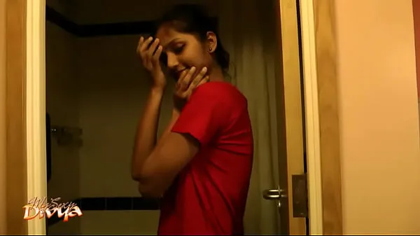 HD Super caliente india babe divya en ducha - india Porno los mejores videos