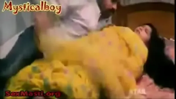HD Telugu Aunty Boob Show more topp videoer