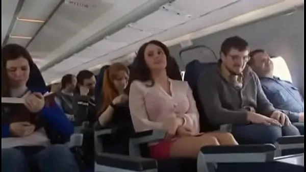 Najlepsze filmy w jakości HD Mariya Shumakova Flashing tits in Plane- Free HD video