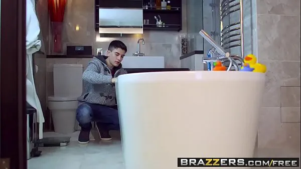 HD Brazzers - Got Boobs - Leigh Darby Jordi El Polla - Bathing Your Friends Dirty Mama suosituinta videota