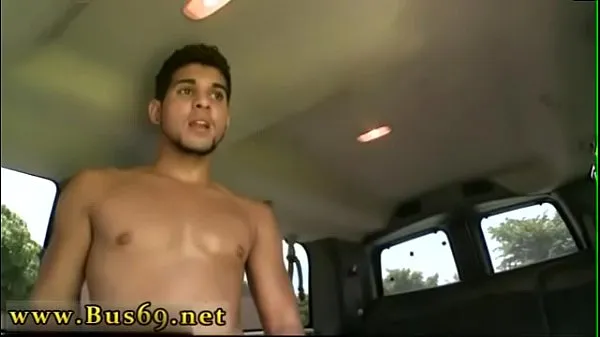 HD Nude messing around gay God's Gift on the Bus najlepšie videá