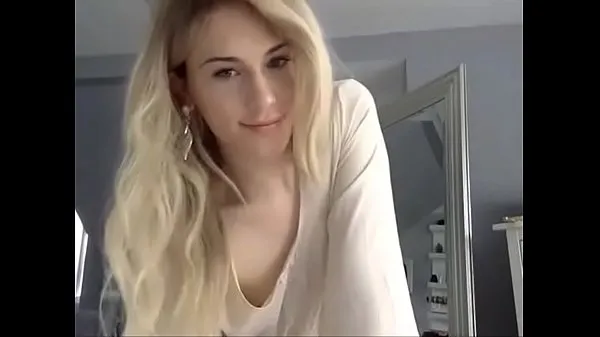 HD Cute Blonde TGirl Handles A Butt Plug Toy, live on أعلى مقاطع الفيديو