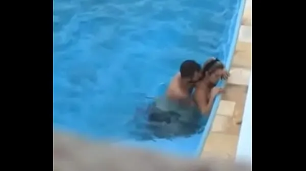 HD Pool sex in Catolé do Rocha κορυφαία βίντεο