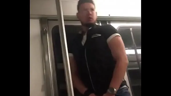 HD Sucking Huge Cock In The Subway κορυφαία βίντεο