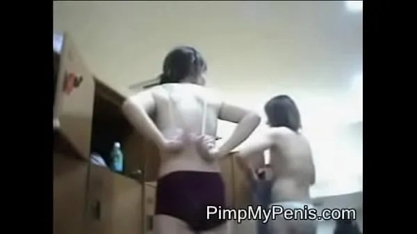 HD hiden cam in a asian changing room Video teratas
