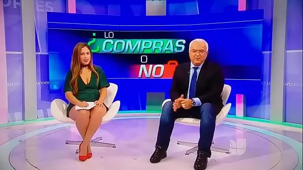 Video HD Ana Caty Hernández Goribuena In Green Minidress Leg - YouTube (720p hàng đầu