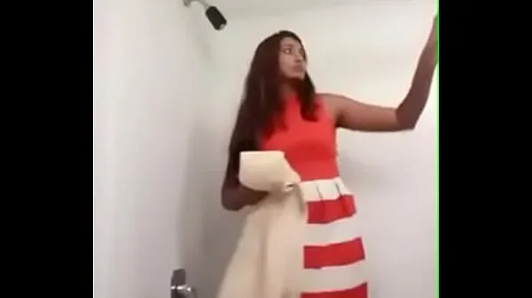 HD Swathi Naidu Removing Cloth in Bathroom suosituinta videota