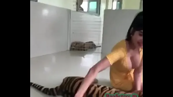 HD Desi girl Boobs with lucky Tiger top Videos