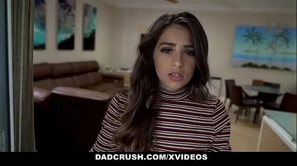 HD DadCrush - Dirty Church Girl (Sofie Reyez) Rides Stepdads Cock legnépszerűbb videók