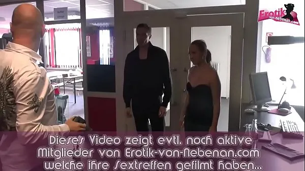 HD German no condom casting with amateur milf najboljši videoposnetki