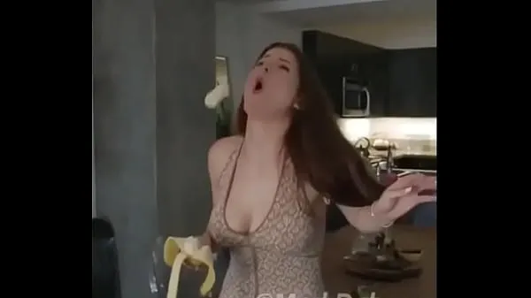 Video HD A ladyPressing her boobs in sex mood hàng đầu