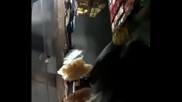 HD-Tamil nadu muniswamy jerking in his shop topvideo's