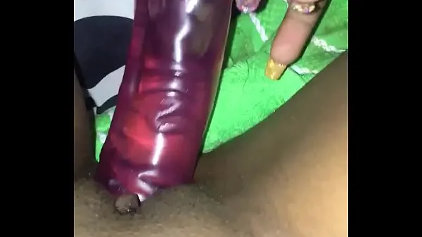 HD HOT EBONY DILDOING HER WET PUSSY UNTILL SHE CUMS AND SQUIRTS top Videos
