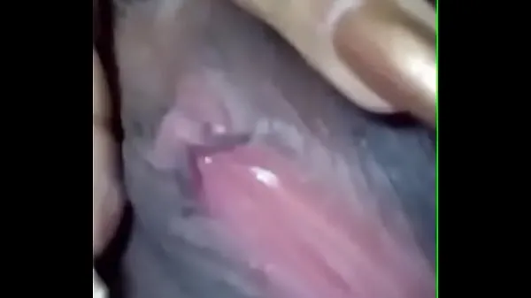 HD Desi girl nude showing pink lips Video teratas