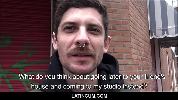 HD-Amateur Straight Spanish Latino With Nose Ring Seduced By Gay Stranger For Money Outside POV bästa videor