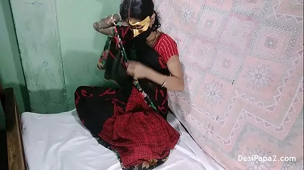 HD-Indian style home sex anal in traditional Sari Indian couple gone wild topvideo's