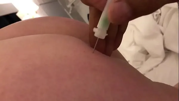 HD Chubby Blond likes in her ass during blow job najboljši videoposnetki
