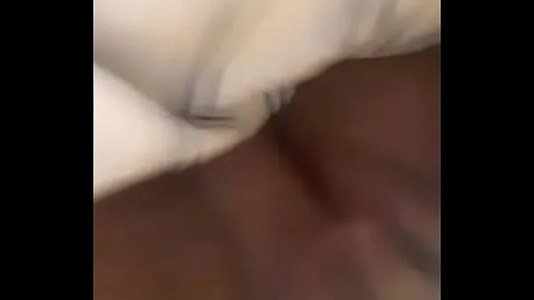HD Young girl sticks her fingers top Videos