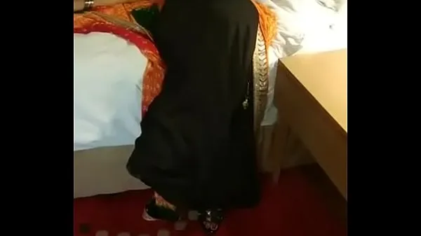 HD muslim rich lady riya black sari part 1 i migliori video