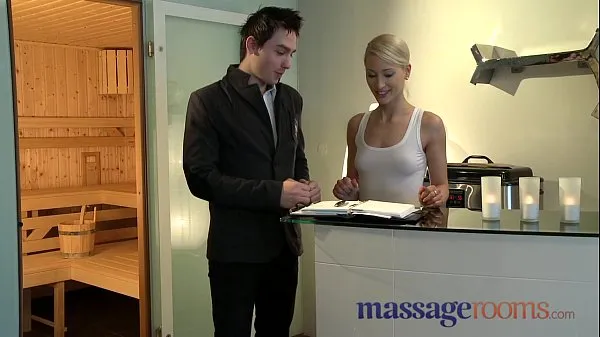 HD Massage Rooms Uma rims guy before squirting and pleasuring another κορυφαία βίντεο