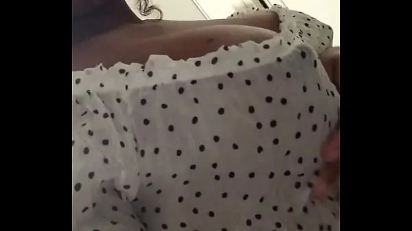 HD Wet shirt tits tease suosituinta videota