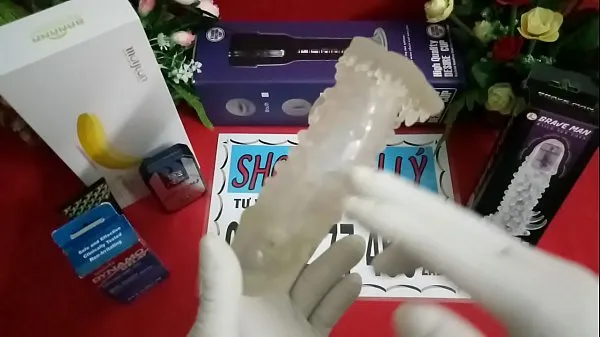 HD condom attached to the old girl's butterfly top Videos