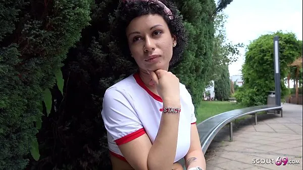 HD GERMAN SCOUT - ROUGH ANAL FOR BITCH STACY AT STREET CASTING najboljši videoposnetki