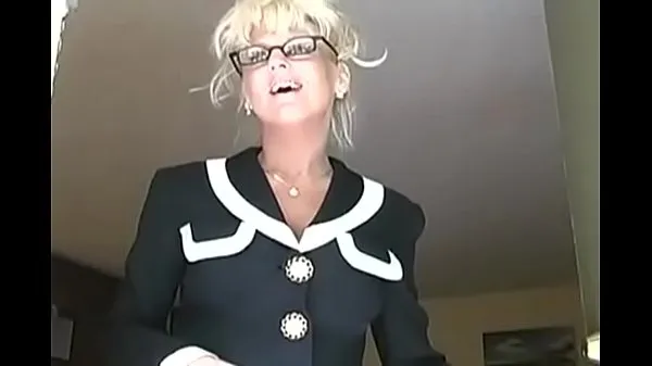 HD blonde mature french teacher Mrs. Vogue with glasses help student Video teratas