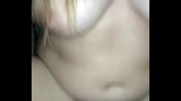HD Argentinian busty blonde babe Video teratas