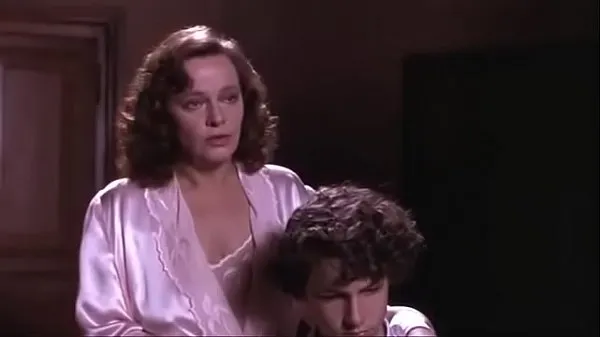 HD Malizia 1973 sex movie scene pussy fucking orgasms top Videos