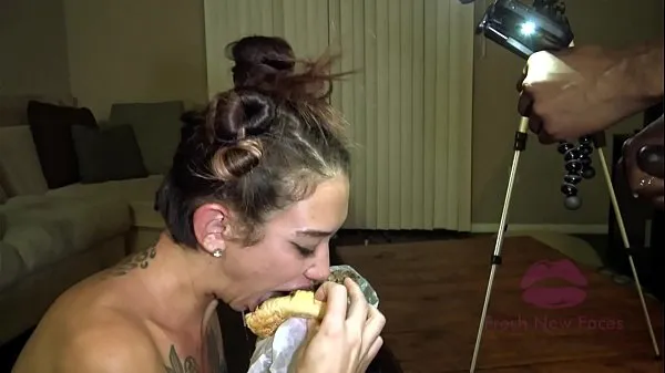 HD-visit ~ Asian Model Pays for Purging Her Food (Punished bästa videor