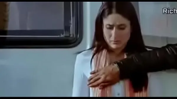 HD Kareena Kapoor sex video xnxx xxx शीर्ष वीडियो
