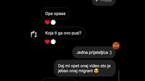 HD Our girl is fucked by a migrant Video teratas