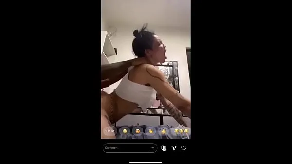 HD Mami Jordan singando en un Live en Instagram วิดีโอยอดนิยม