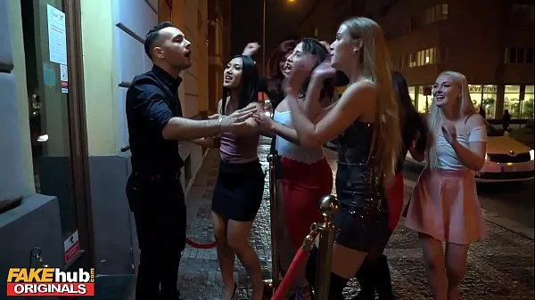 HD LADIES CLUB Asian Teen Swallows Stripper’s Cum in Public Bathroom najlepšie videá