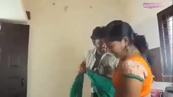 HD Aunty New Romantic Short Film Romance With Old Uncle Hot top Videos