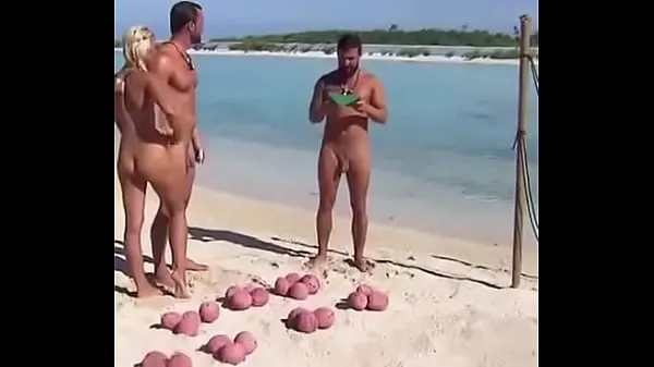 HD hot man on the beach top Videos