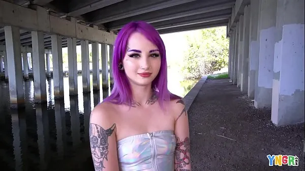 HD YNGR - Hot Inked Purple Hair Punk Teen Gets Banged أعلى مقاطع الفيديو